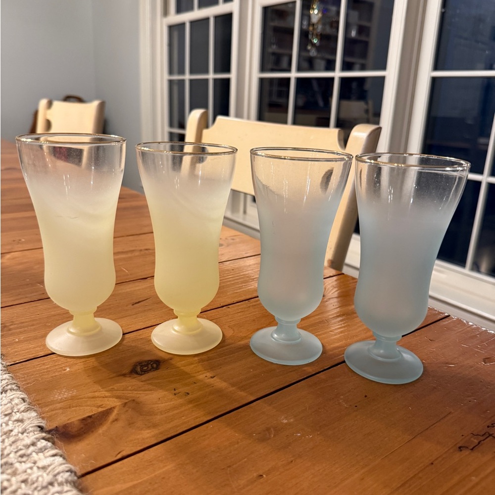Blendo 4 Frosted Pastel Ombré Glassware Set Parfait Cocktail Glasses MCM Vintage